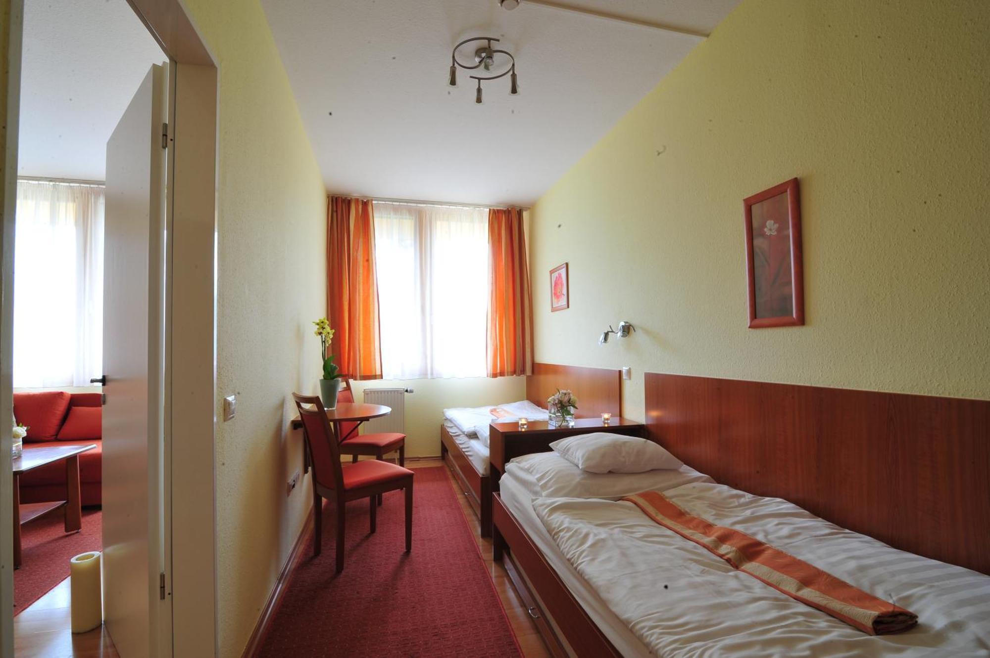 Apartman Hotel Bük Cameră foto